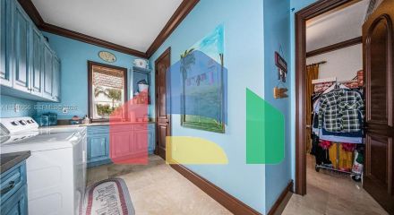 Residential - Single Family Home - Miami, Florida, United States - United States