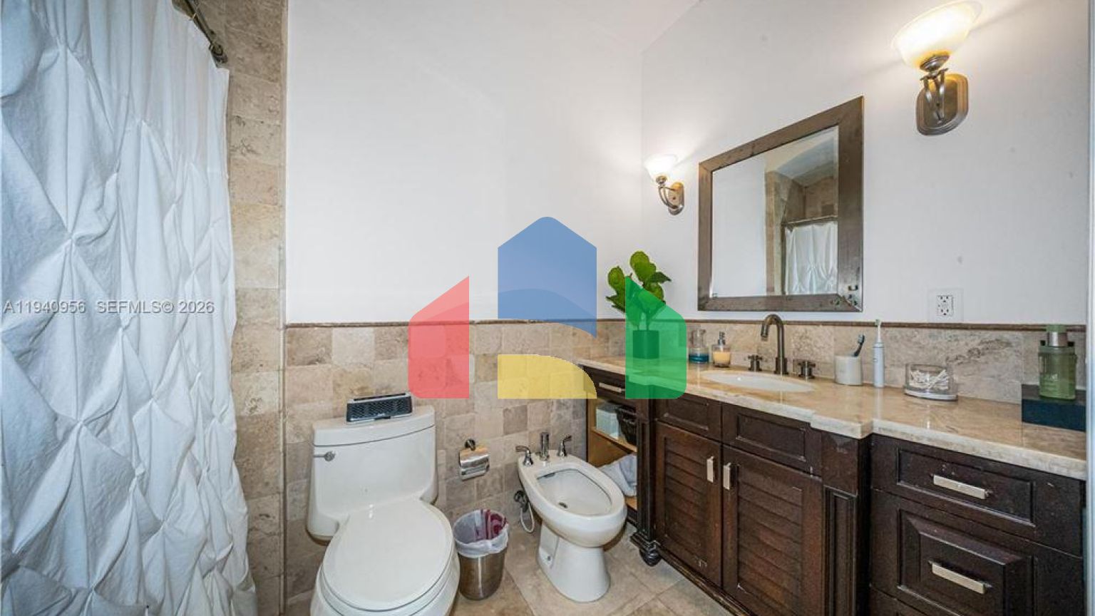 Residential - Single Family Home - Miami, Florida, United States - United States