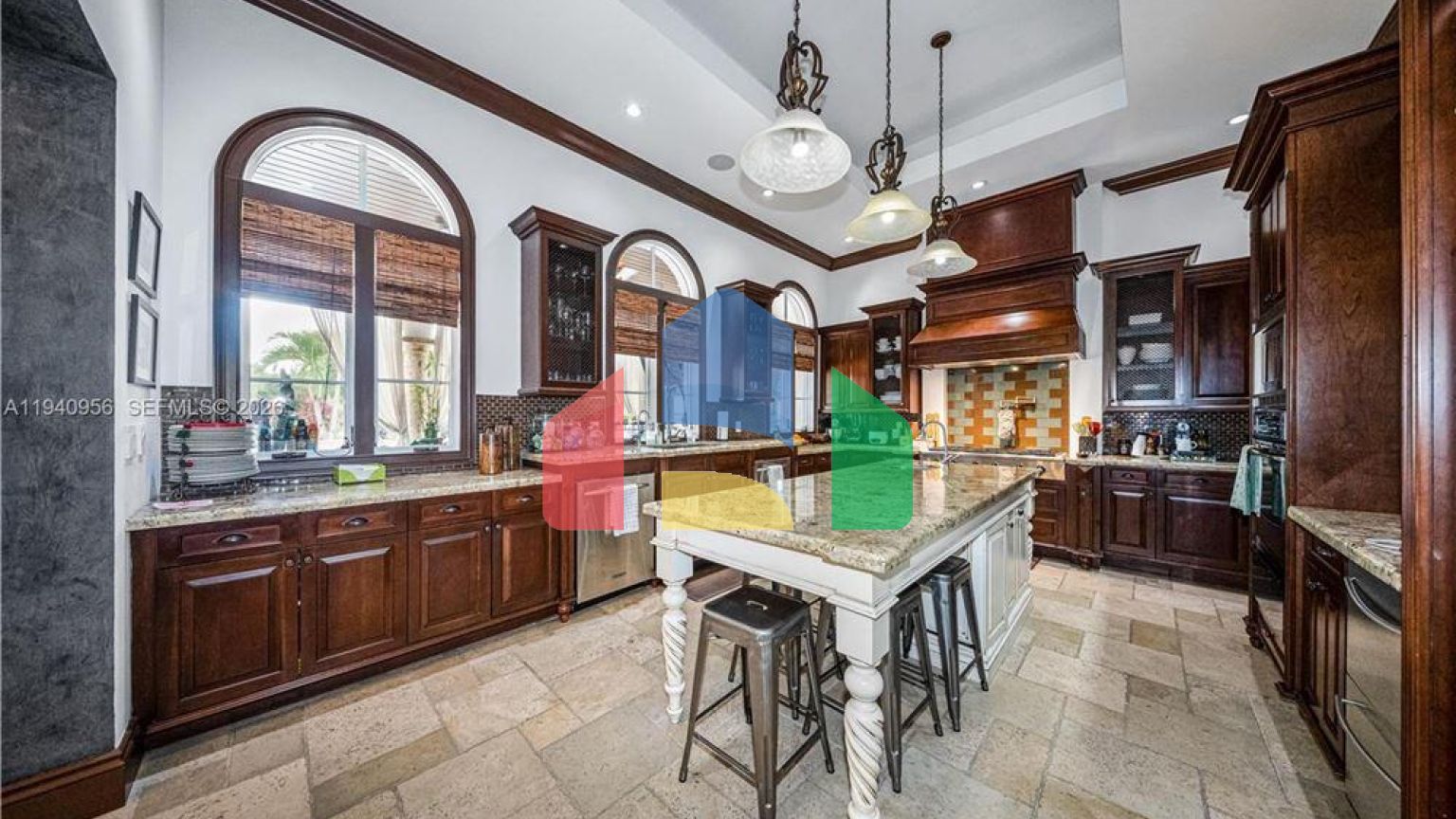 Residential - Single Family Home - Miami, Florida, United States - United States