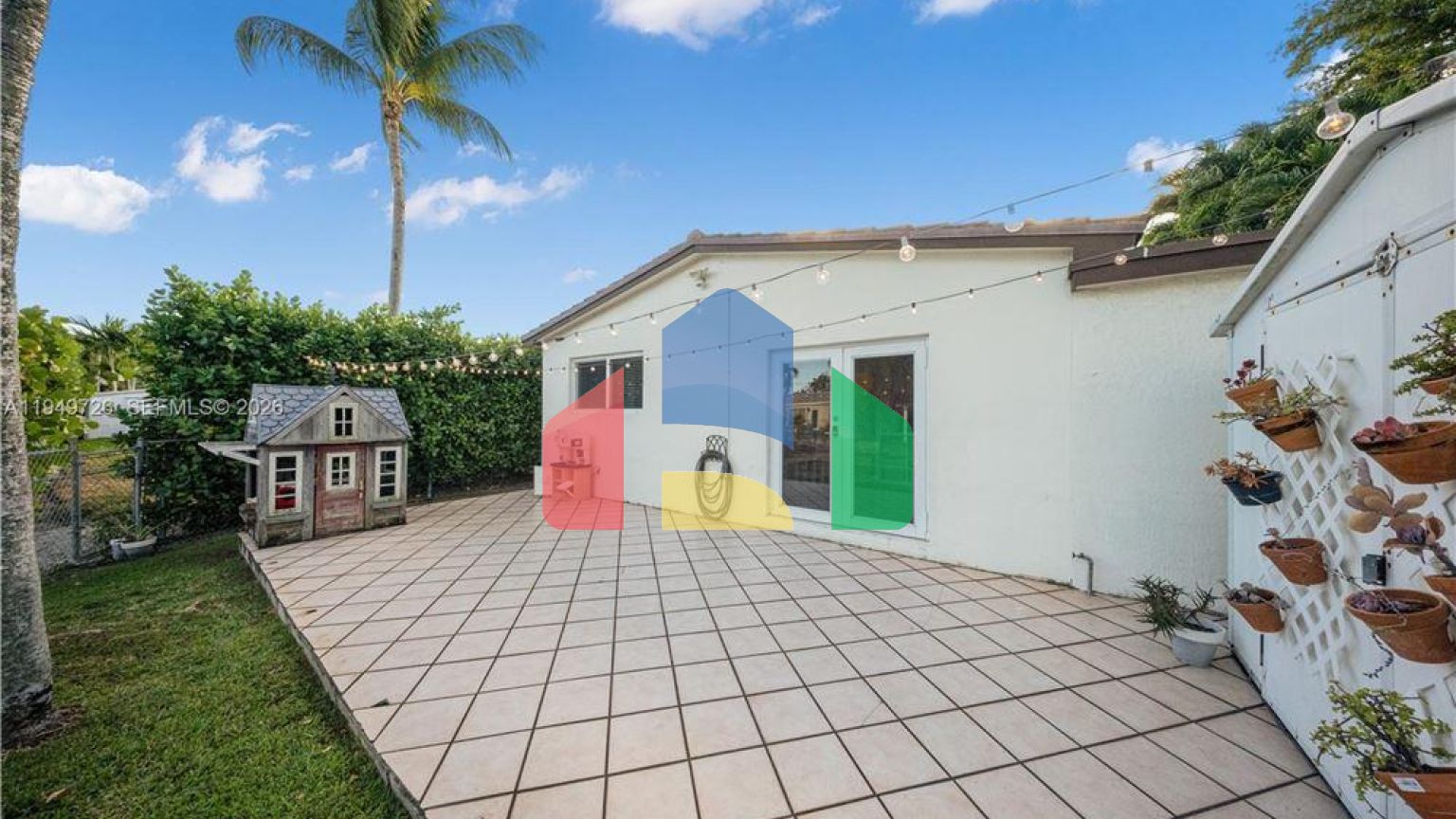 Residential - Single Family Home - Miami, Florida, United States - United States