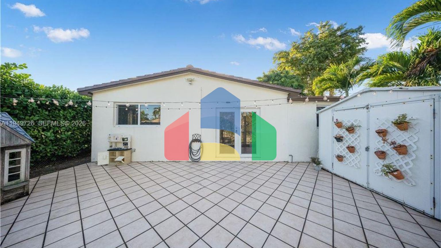 Residential - Single Family Home - Miami, Florida, United States - United States