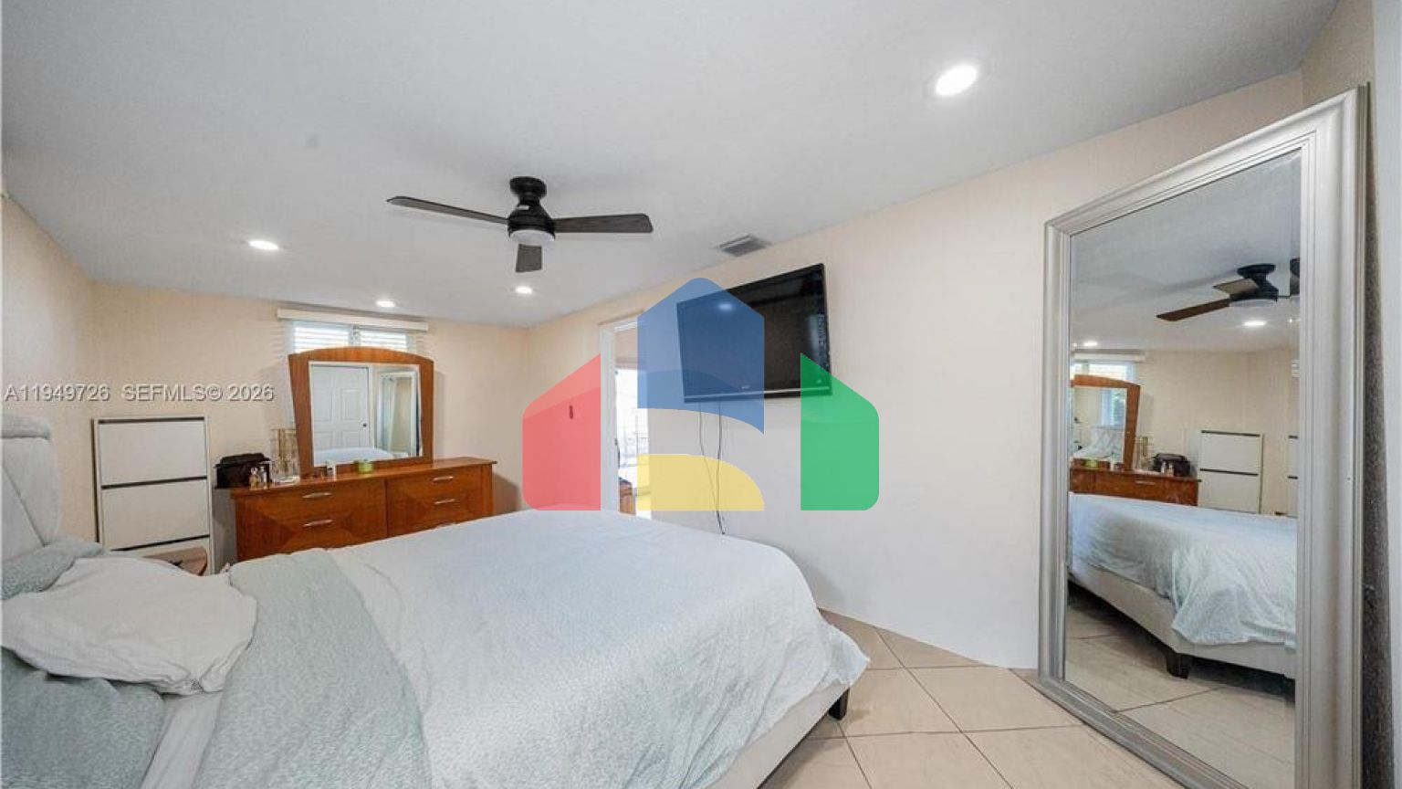 Residential - Single Family Home - Miami, Florida, United States - United States