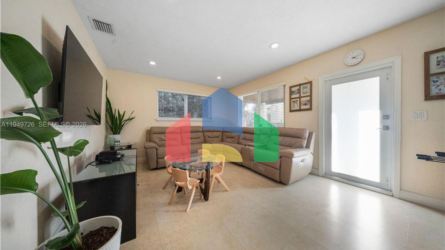 Residential - Single Family Home - Miami, Florida, United States - United States