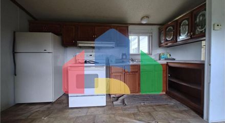 Residential - Mobile Home - Monterey, United States - United States