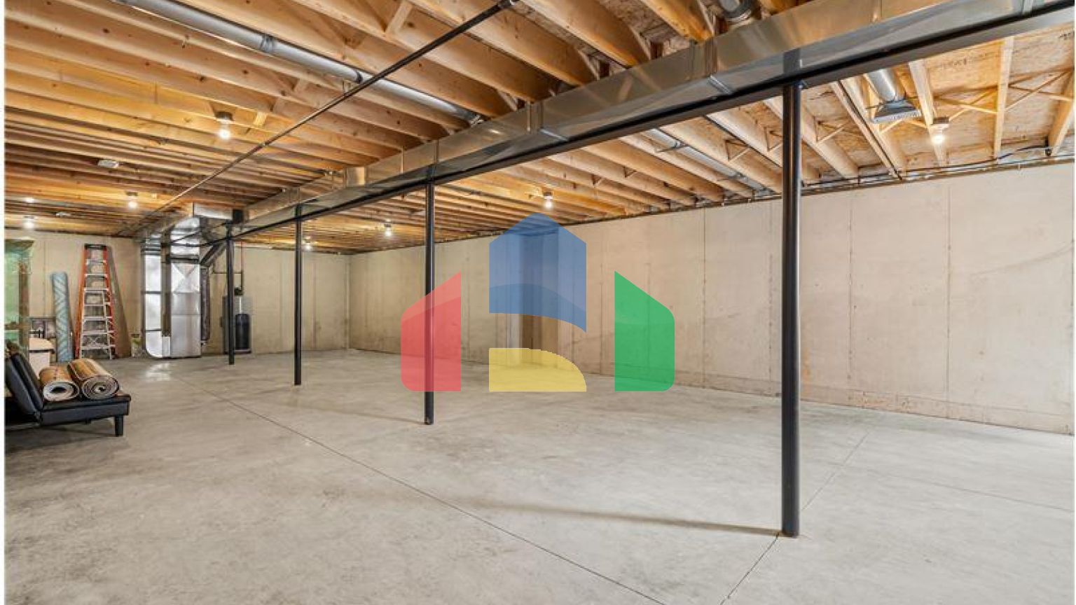 Residential - Single Family Home - Newport, United States - United States