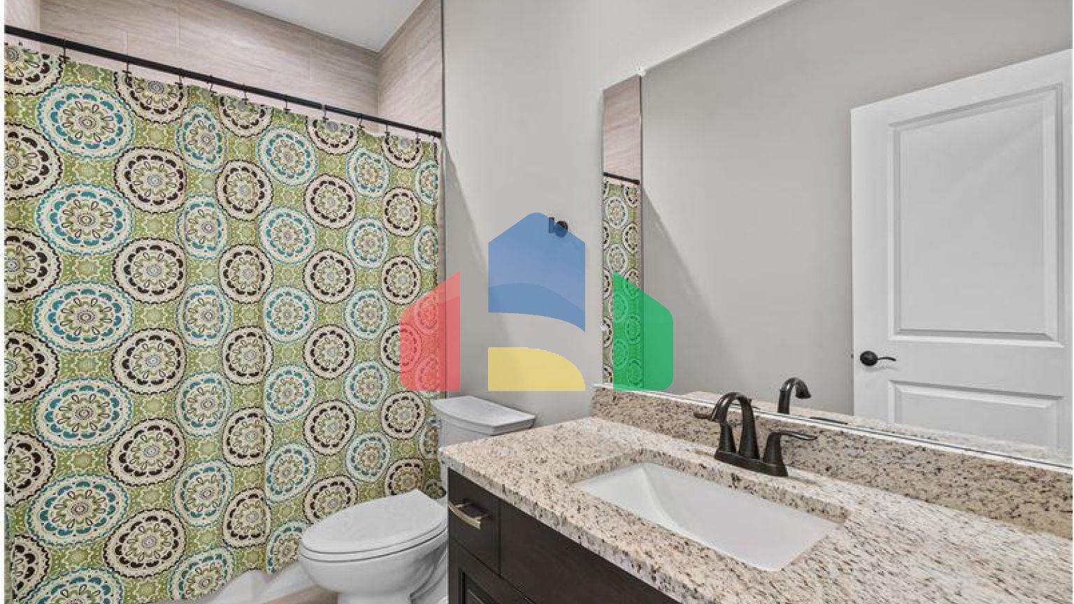 Residential - Single Family Home - Newport, United States - United States