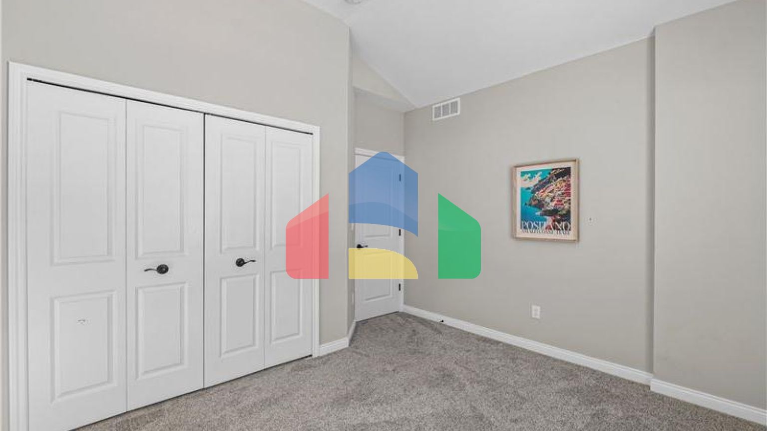 Residential - Single Family Home - Newport, United States - United States