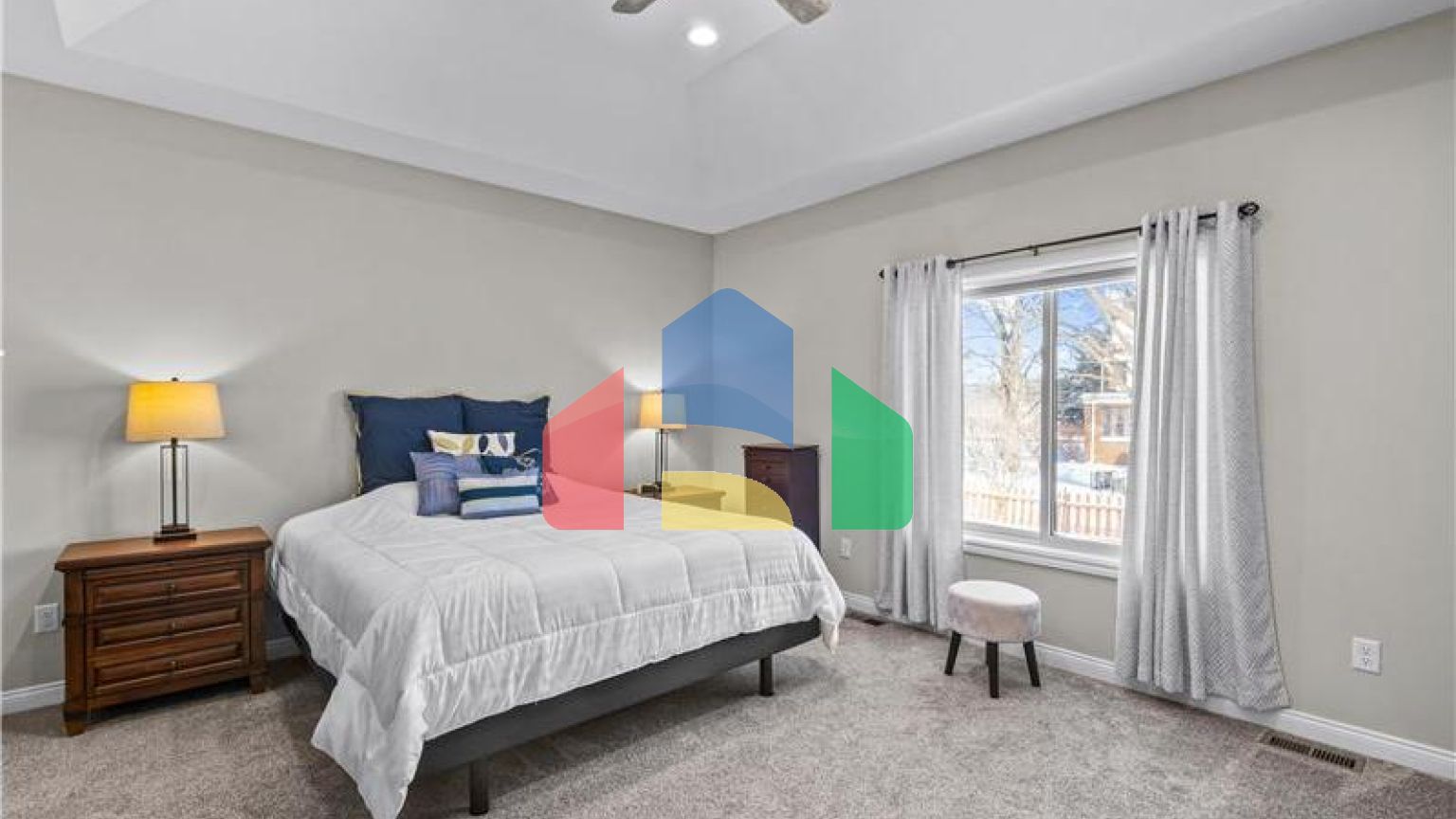 Residential - Single Family Home - Newport, United States - United States