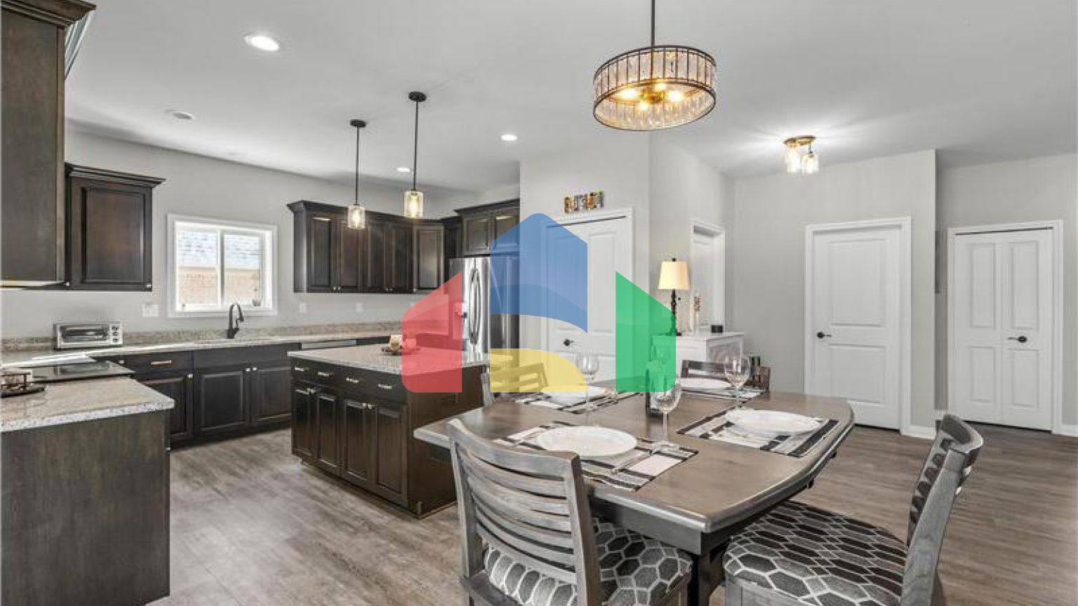 Residential - Single Family Home - Newport, United States - United States