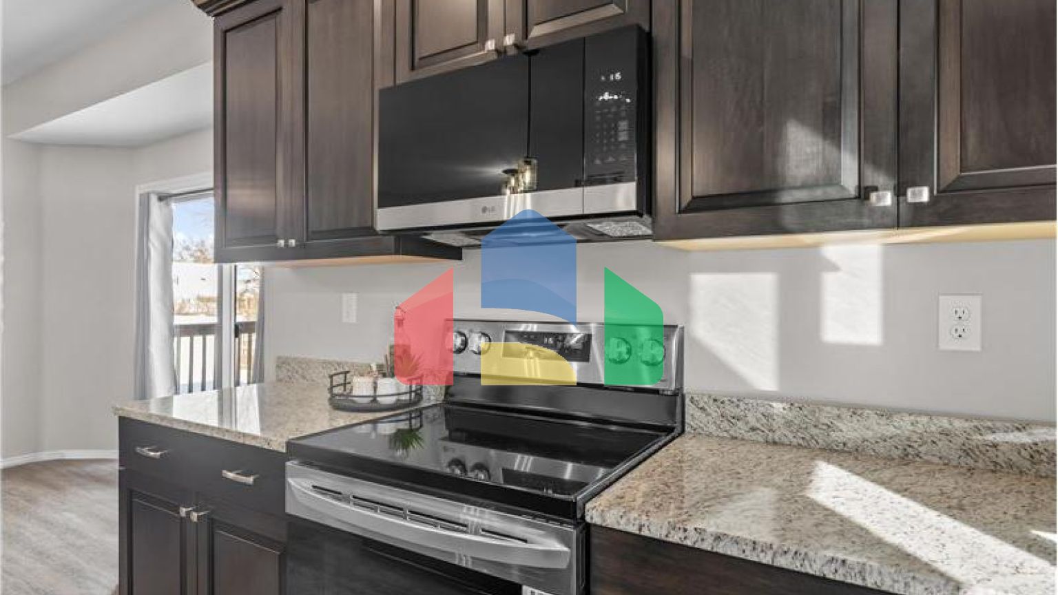 Residential - Single Family Home - Newport, United States - United States