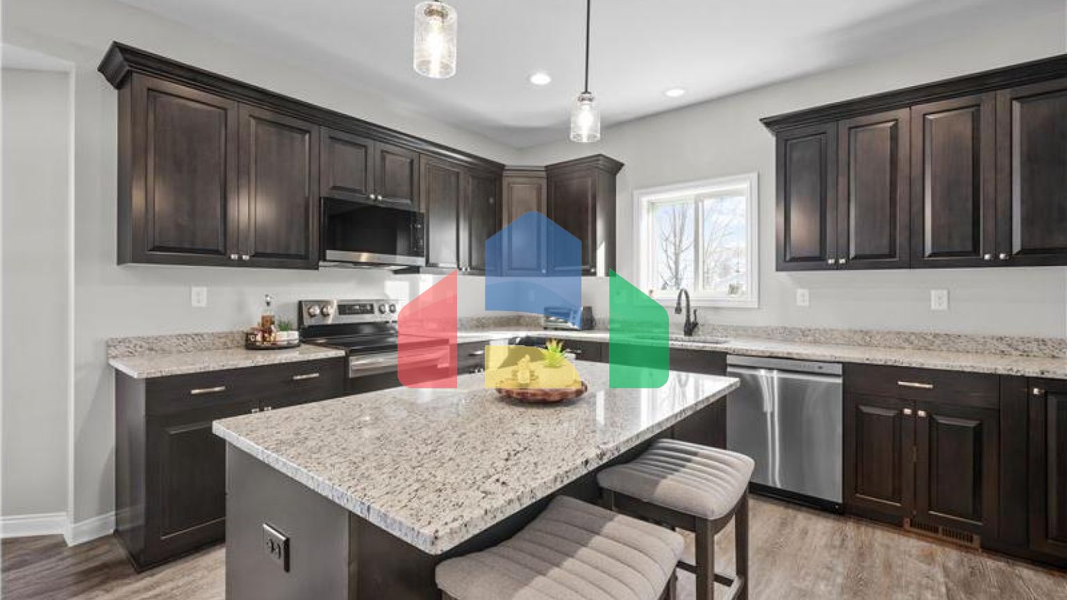 Residential - Single Family Home - Newport, United States - United States