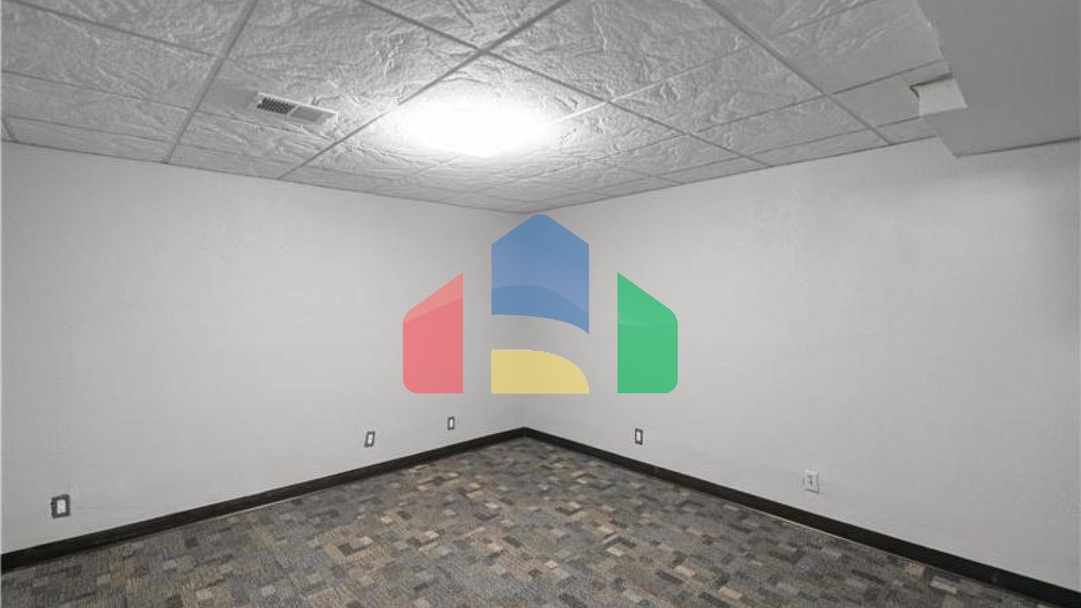 Residential - Single Family Home - Newport, United States - United States