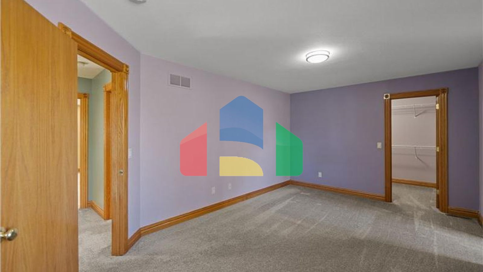 Residential - Single Family Home - Newport, United States - United States