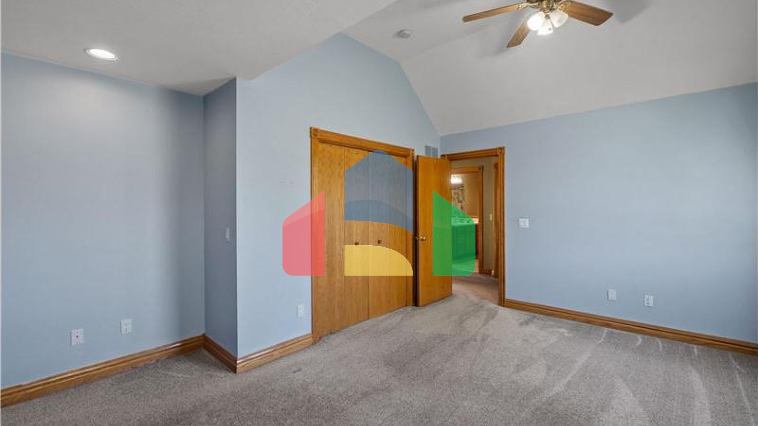 Residential - Single Family Home - Newport, United States - United States