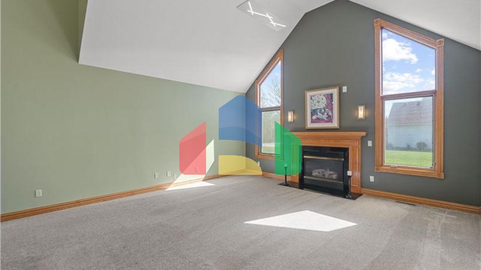 Residential - Single Family Home - Newport, United States - United States