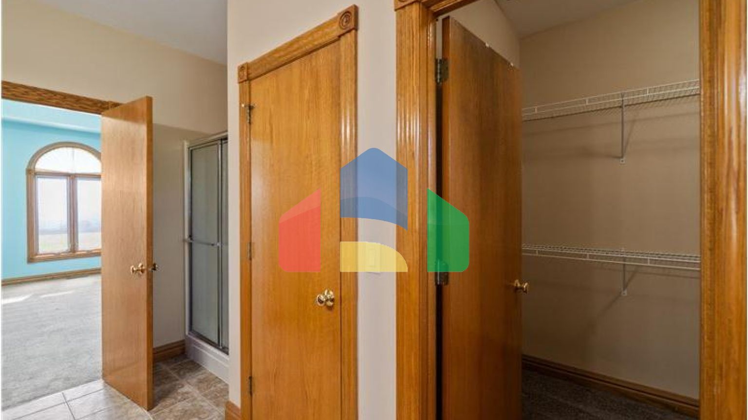 Residential - Single Family Home - Newport, United States - United States