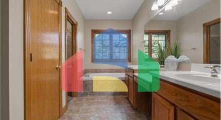 Residential - Single Family Home - Newport, United States - United States