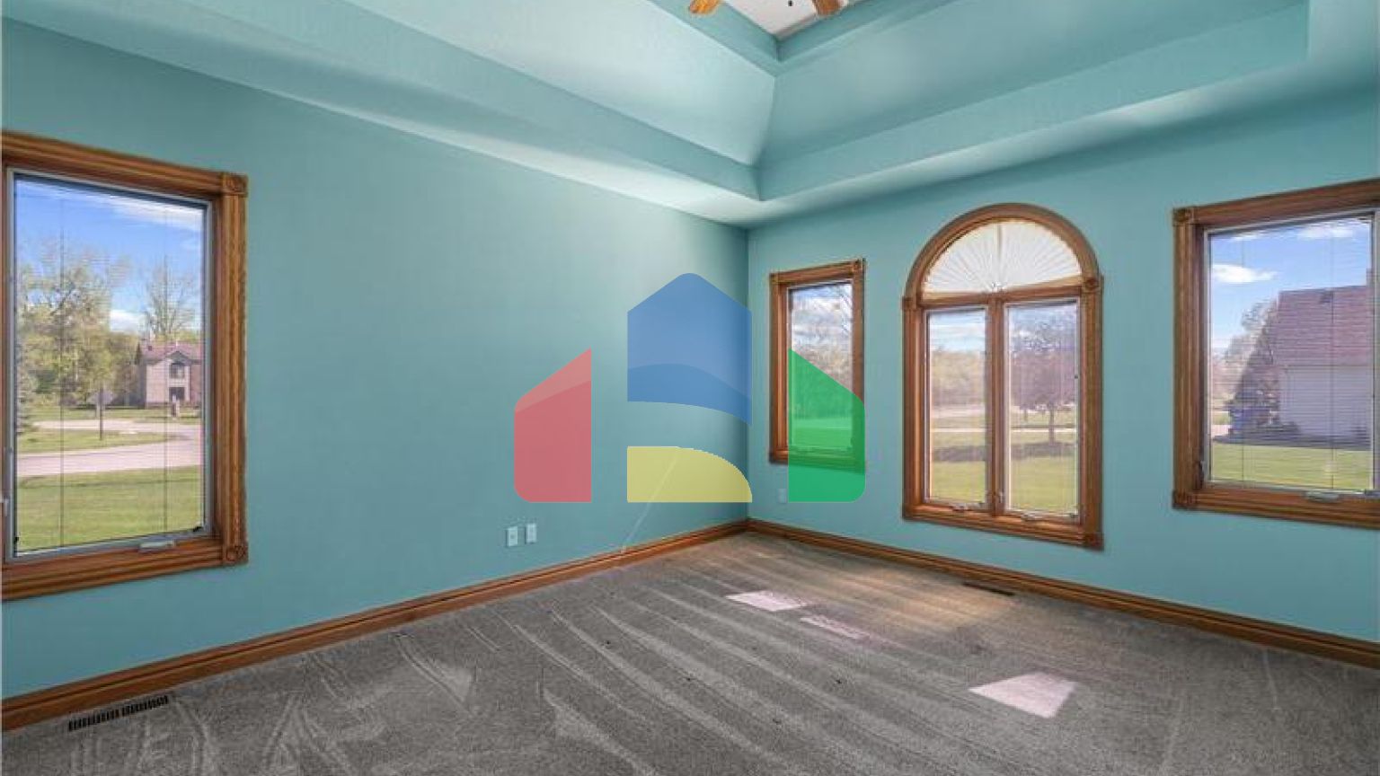 Residential - Single Family Home - Newport, United States - United States