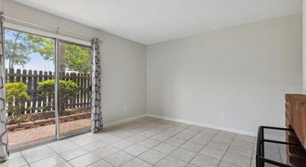Residential - Condo/Apartment - Orlando, Florida, United States - United States