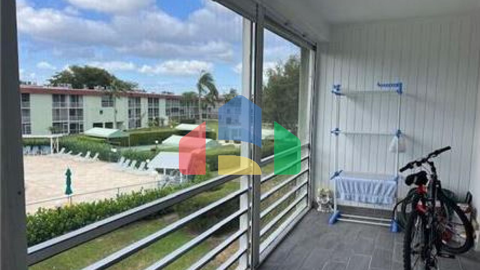 Residential - Condo/Apartment - Palm Springs, Florida, United States - United States