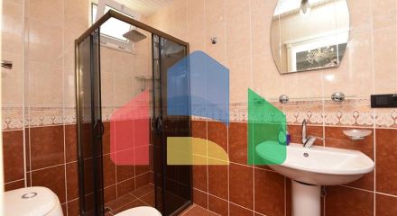 Вілла з видом на море в районі Каргиджак