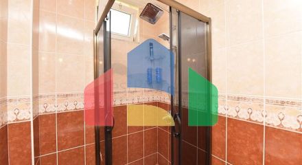 Вілла з видом на море в районі Каргиджак