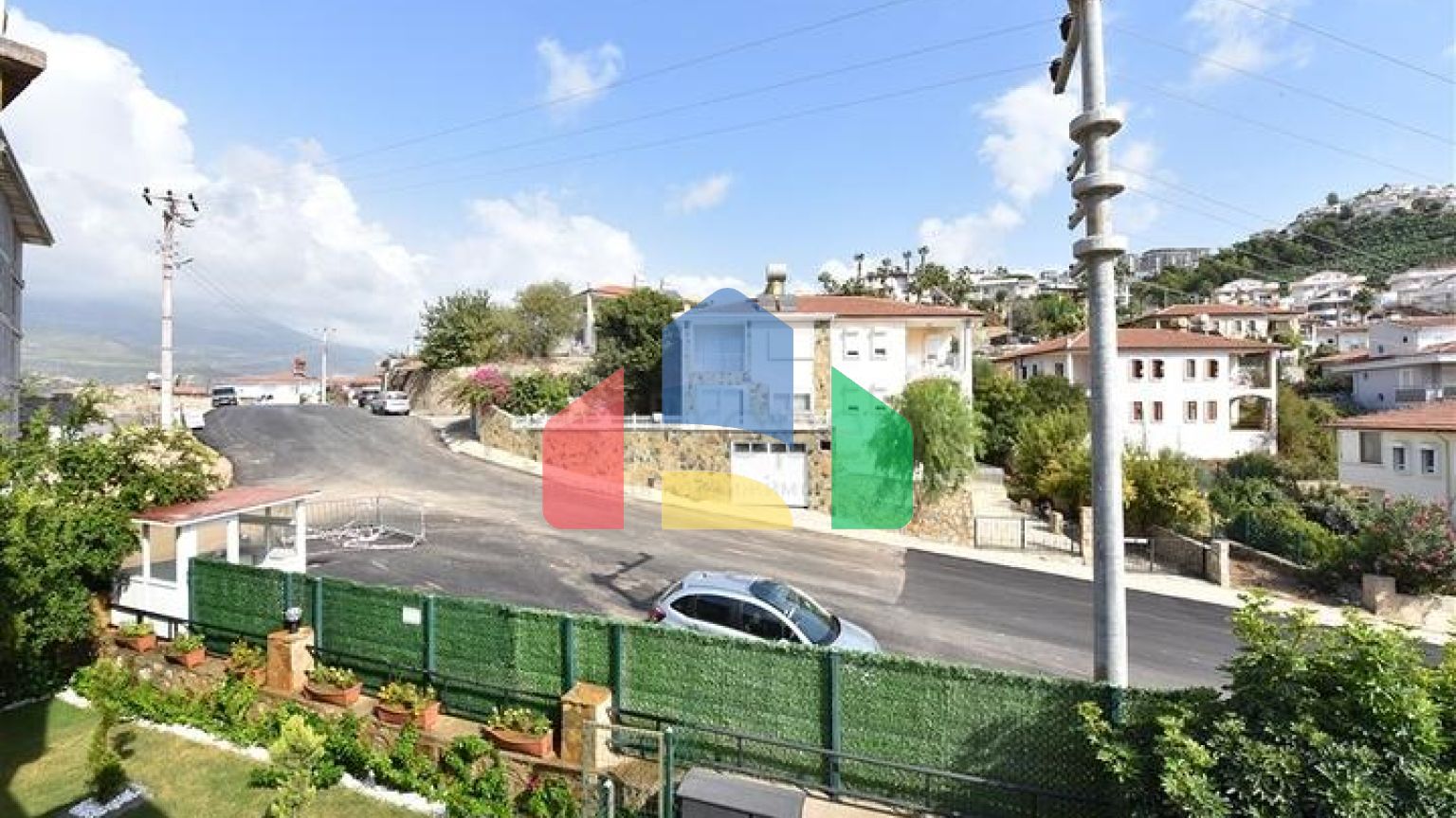 Вілла з видом на море в районі Каргиджак