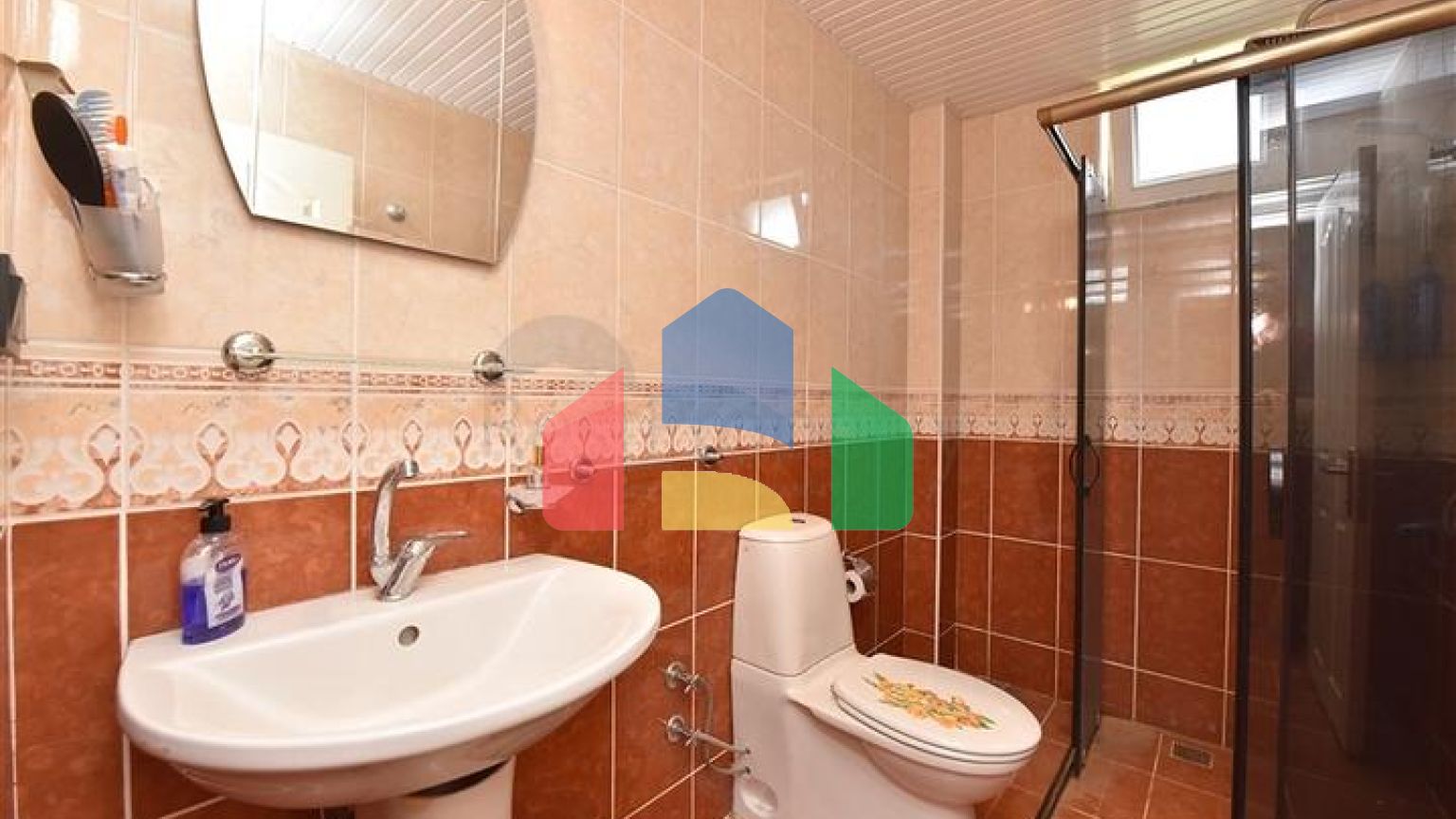 Вілла з видом на море в районі Каргиджак