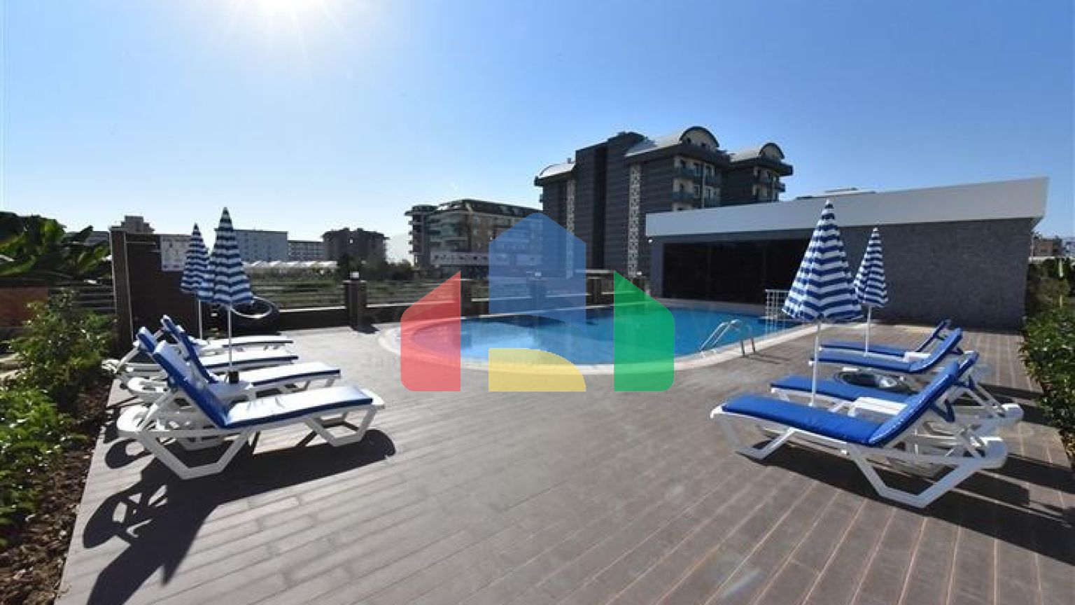 Великий просторий пентхаус в Каргиджаку