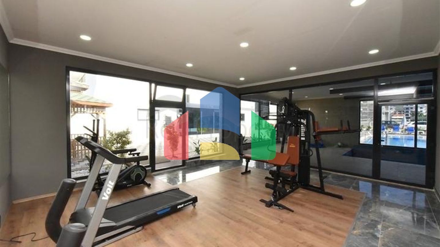 Великий просторий пентхаус в Каргиджаку