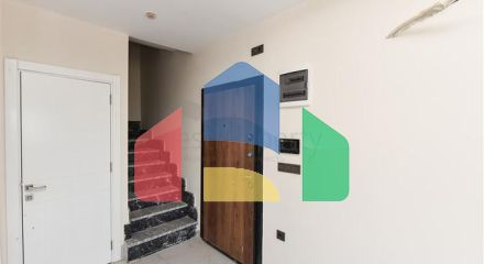 Великий просторий пентхаус в Каргиджаку