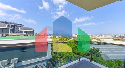 Вилла 4+1 с современным дизайном в живописном районе Каргыджак