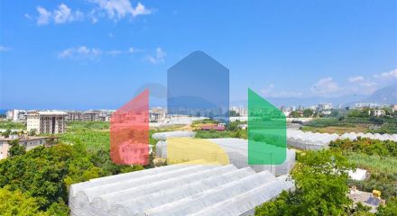 Вилла 4+1 с современным дизайном в живописном районе Каргыджак