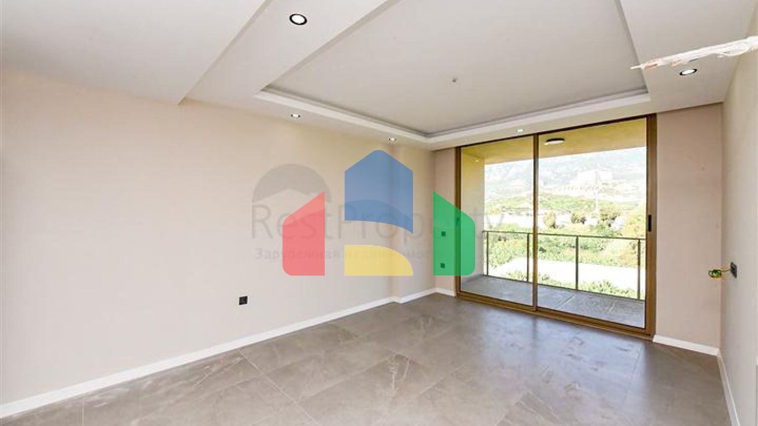 Пентхаус 3+1 с открытым видом на горы в районе Каргыджак