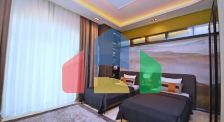 Вілла 6 + 1 з власним басейном