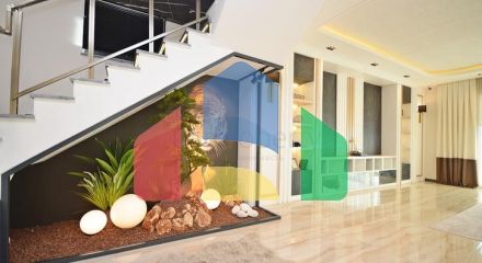 Вілла 6 + 1 з власним басейном