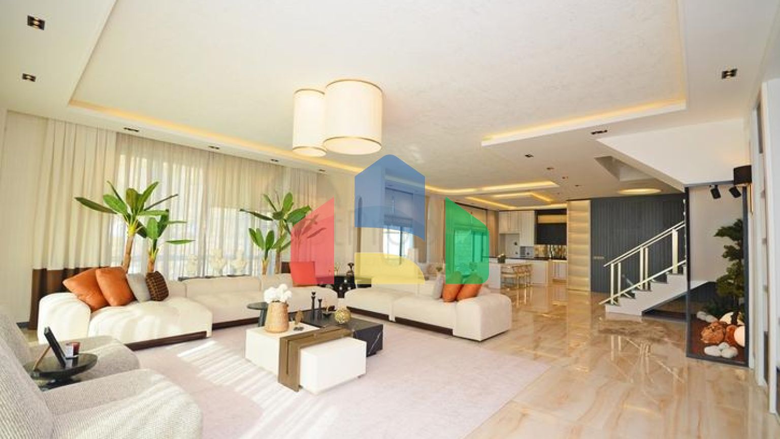 Вілла 6 + 1 з власним басейном