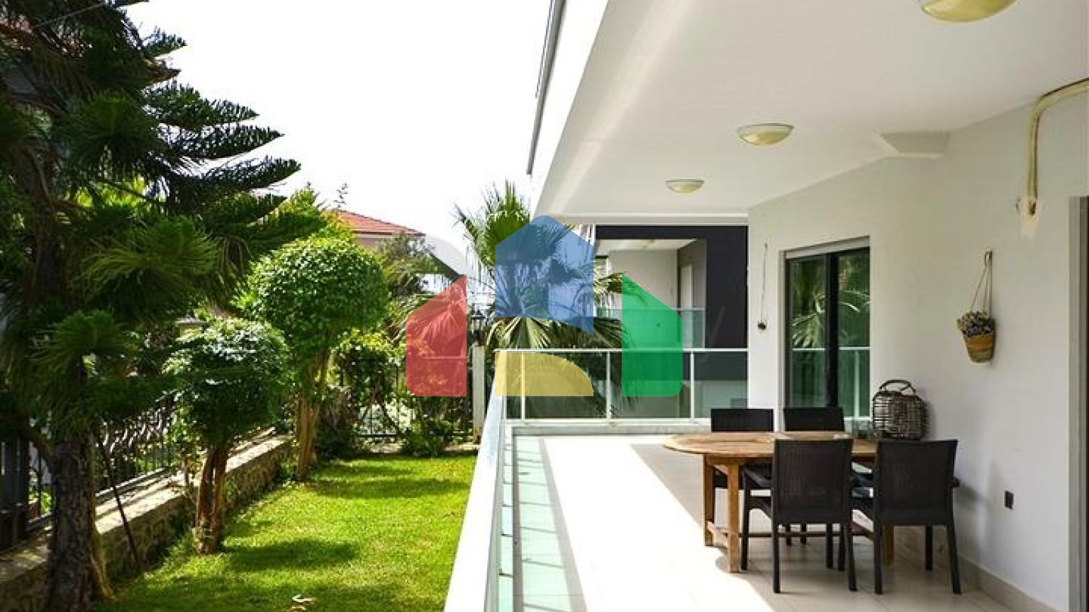 Дуплекс 3+1 в 200 м від моря в районі Каргиджак