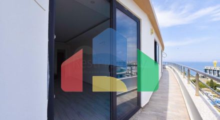 Роскошный пентхаус с видом на Средиземное море в районе Каргыджак Роскошный пентхаус с видом на Средиземное море в районе Каргыджак