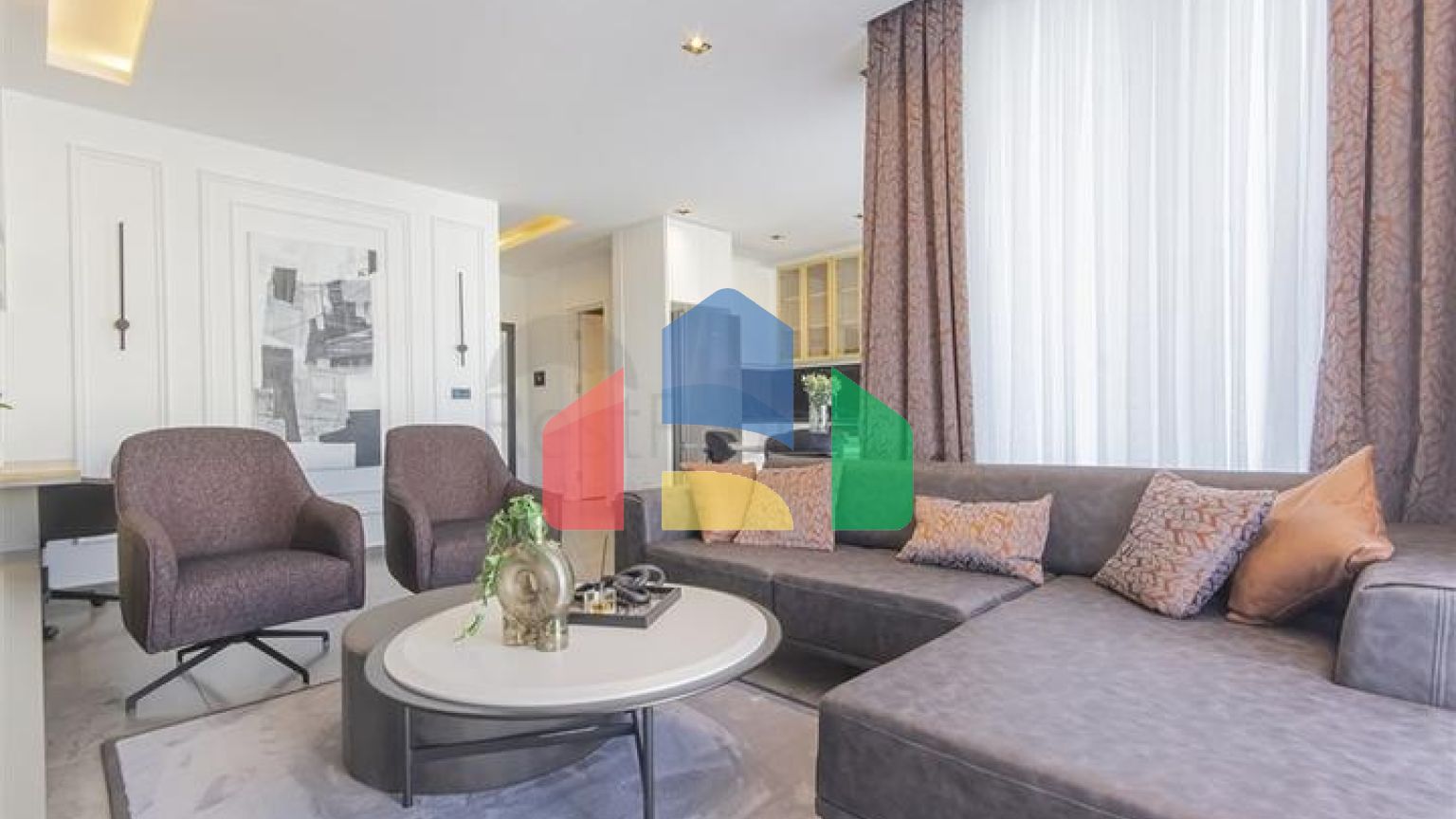 Роскошный пентхаус с видом на море в 50 метрах от моря