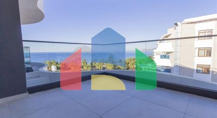 Роскошный пентхаус с видом на море в 50 метрах от моря Роскошный пентхаус с видом на море в 50 метрах от моря