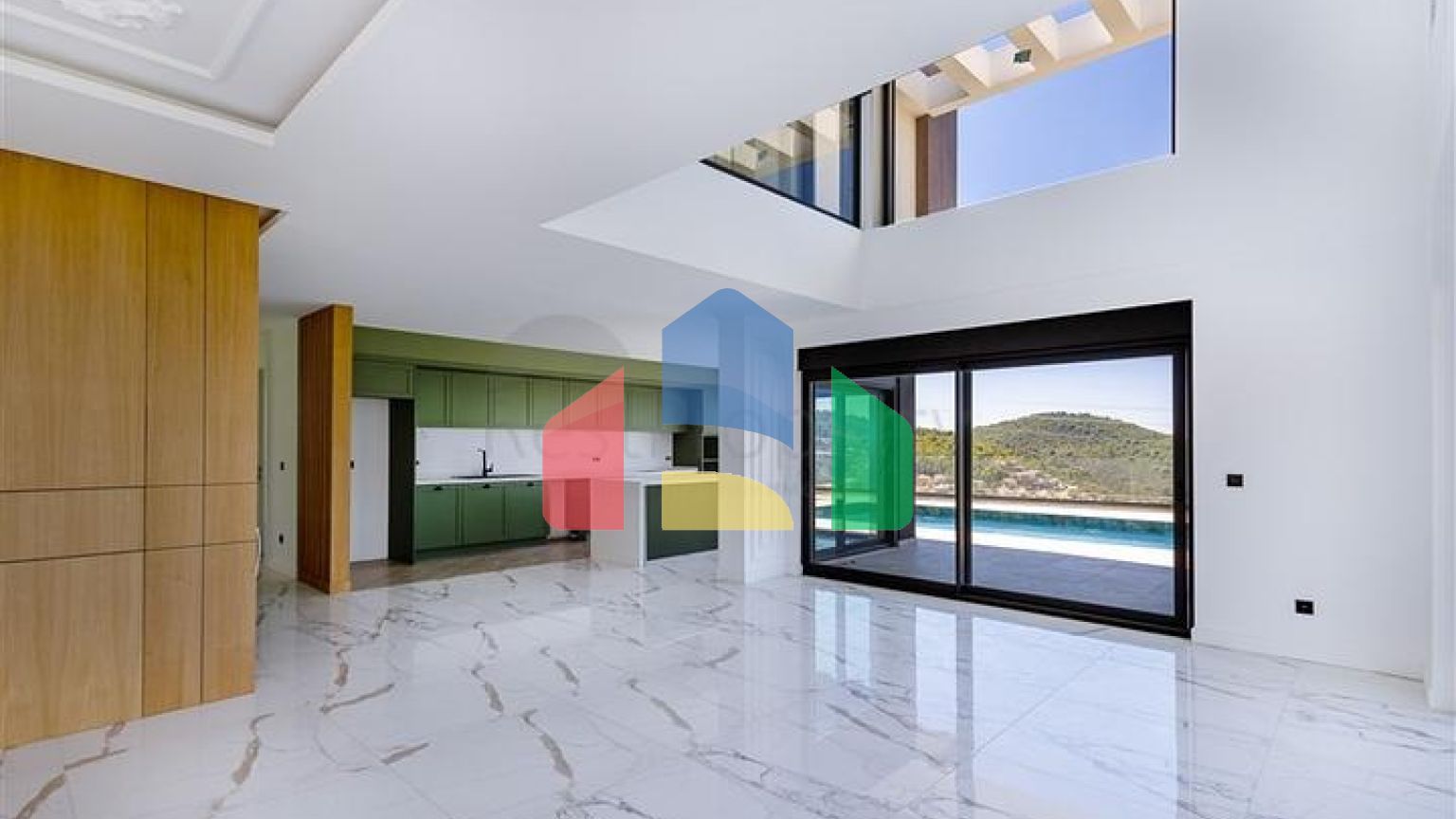 Просторная вилла в Каргыджаке с восхитительным видом на море