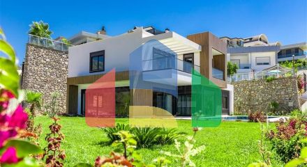 Просторная вилла в Каргыджаке с восхитительным видом на море