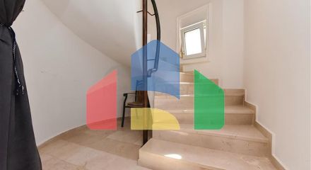 Трёхспальная вилла с элегантным ремонтом