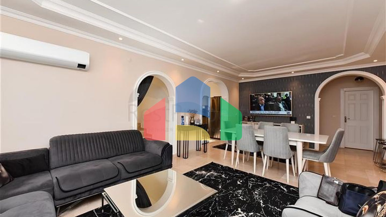 Трёхспальная вилла с элегантным ремонтом