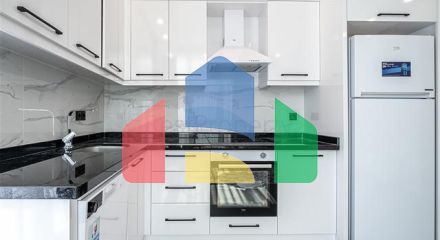 Меблированная трехкомнатная квартира в районе Каргыджак