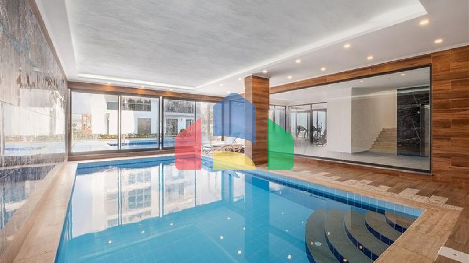 Меблированная трехкомнатная квартира в районе Каргыджак