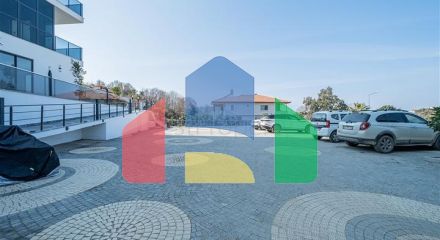 Меблированная трехкомнатная квартира в районе Каргыджак