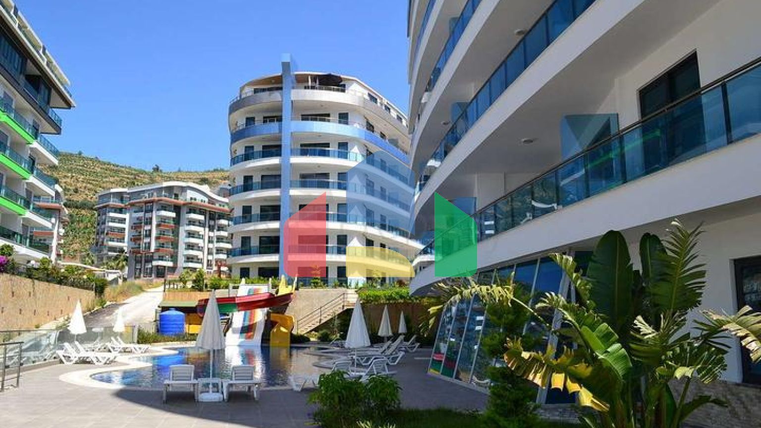 Нова квартира з шикарним виглядом в районі Каргыджак