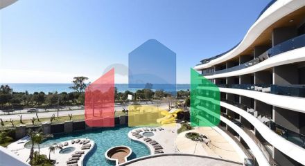 Мебльована трикімнатна квартира на першій береговій лінії